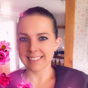 Meet your Posher, Kimberlee